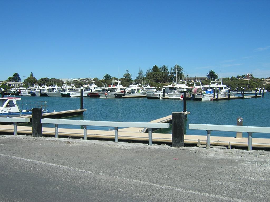 Robe Marina Accommodation Exterior photo